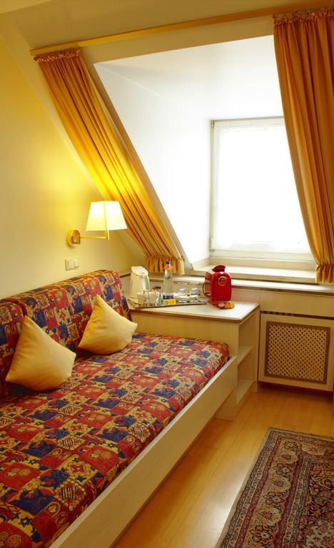 Appartementpension Zum Zacherl Feldkirchen  Bagian luar foto